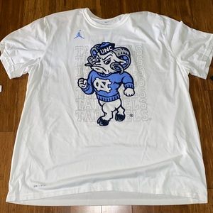 Nike Drifit UNC tshirt